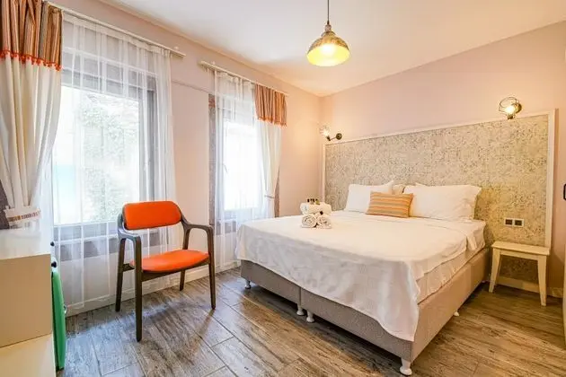 Deluxe Oda, Sokak Manzaralı