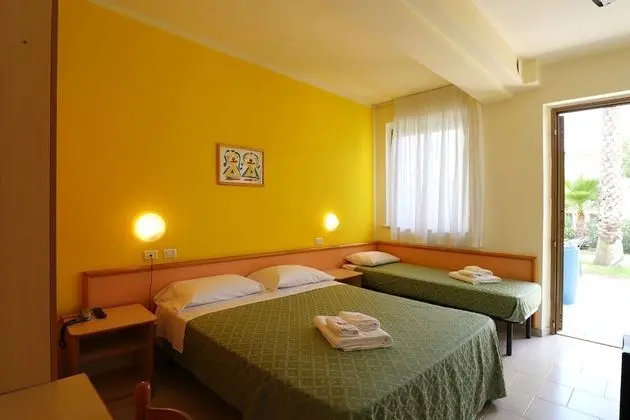 Standard Üç Kişilik Oda