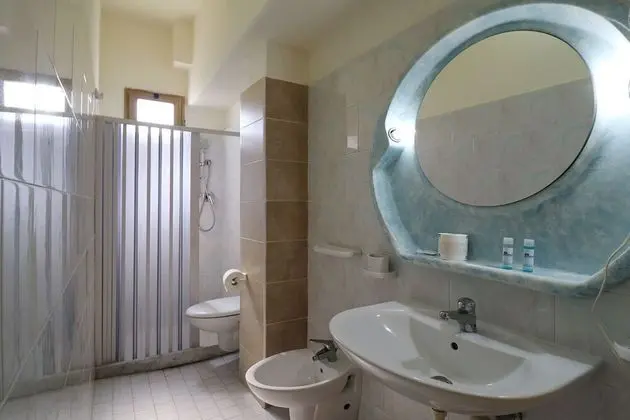 Standard Üç Kişilik Oda