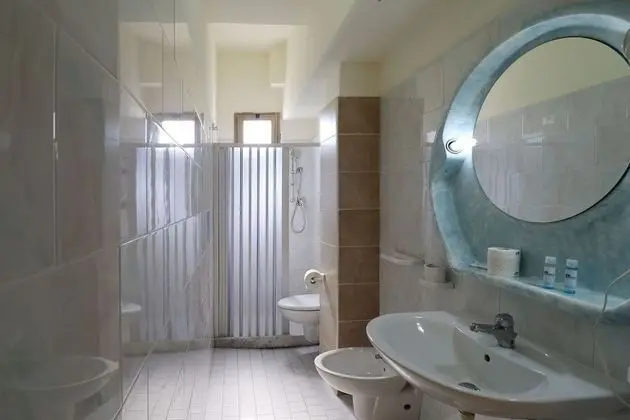 Standard Üç Kişilik Oda
