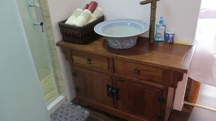 İki Ayrı Yataklı Oda, Özel Banyo
