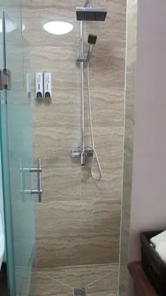 İki Ayrı Yataklı Oda, Özel Banyo