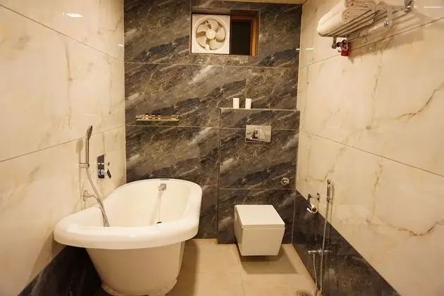 Luxury Tek Büyük veya İki Ayrı Yataklı Oda