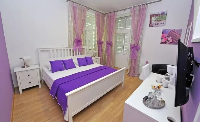 Deluxe Tek Büyük Yataklı Oda, Balkon, Şehir Manzaralı
