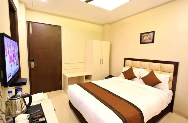 Luxury Oda