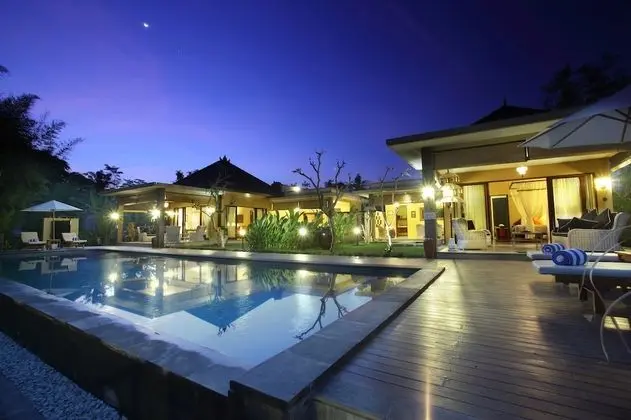 Luxury Villa, 2 Yatak Odası, Kişiye Özel Havuzlu, Havuz Kenarı