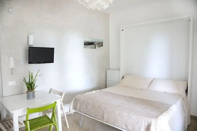Apart Daire, 2 Yatak Odası, Mutfak, Bahçe Manzaralı