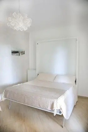 Apart Daire, 2 Yatak Odası, Mutfak, Bahçe Manzaralı