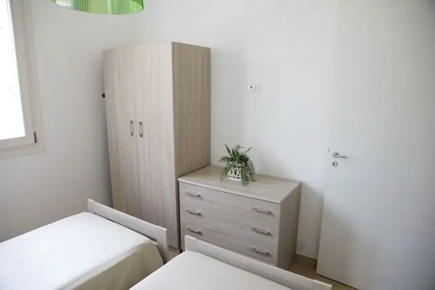 Apart Daire, 2 Yatak Odası, Mutfak, Bahçe Manzaralı