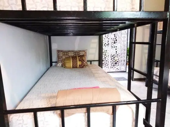 4 Bed Mixed Dormitory with Fan&Air (Shared Bathroom)