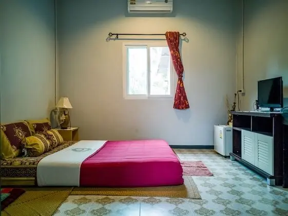 Standard Air Condition Room (Shared Bathroom)