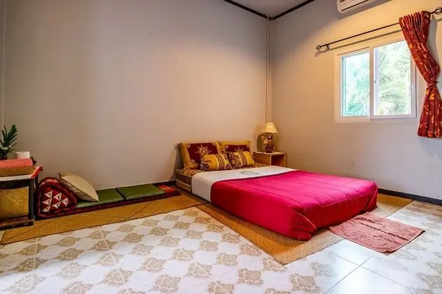 Standard Air Condition Room (Shared Bathroom)
