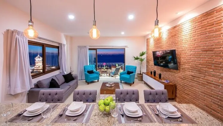 Condo 2BR