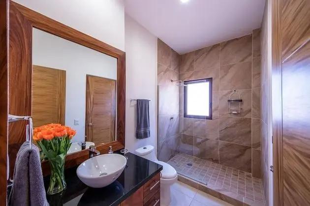 Condo 2BR