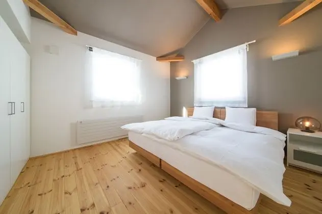 Deluxe Kır Evi, Birden Çok Yatak Odası, Sigara İçilmez, Dağ Manzaralı (2 Bedroom+1 Studio Bedroom)