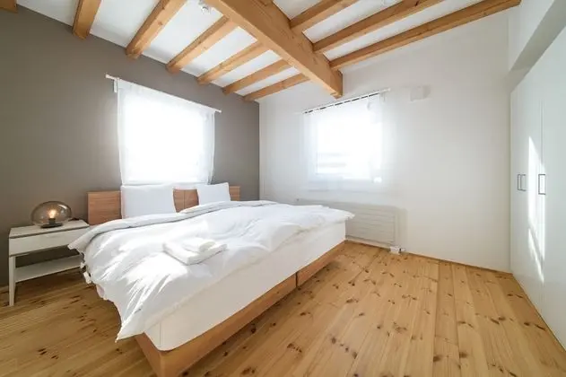 Deluxe Kır Evi, Birden Çok Yatak Odası, Sigara İçilmez, Dağ Manzaralı (2 Bedroom+1 Studio Bedroom)