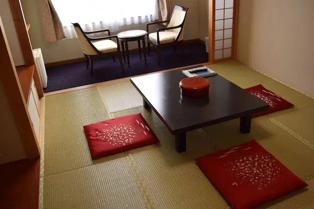 Traditional Oda, Sigara İçilmez, Özel Banyo (Japanese Style)