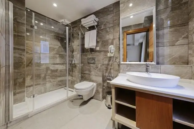 Standart Oda, Şehir Manzaralı