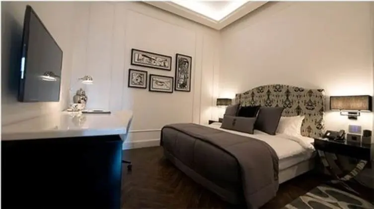 Deluxe Tek Büyük veya İki Ayrı Yataklı Oda