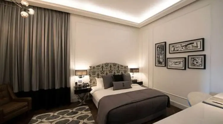 Deluxe Tek Büyük veya İki Ayrı Yataklı Oda