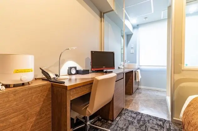 Tek Kişilik Oda, Sigara İçilmez (No Bath Tub, 4 Nights Stay)