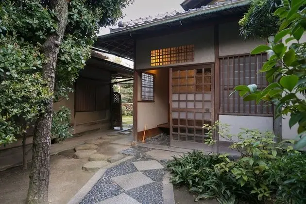 Traditional Ev, Ek Bina (Japanese Style)