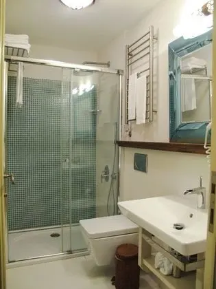 Superior Tek Büyük Yataklı Oda