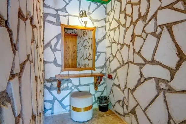 Çift Kişilik, Vadi Manzaralı