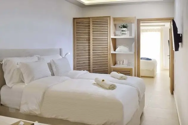 Executive Suite, Jetted Tub, Sea View with Private pool