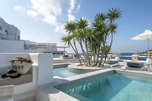 Executive Suite, Jetted Tub, Sea View with Private pool