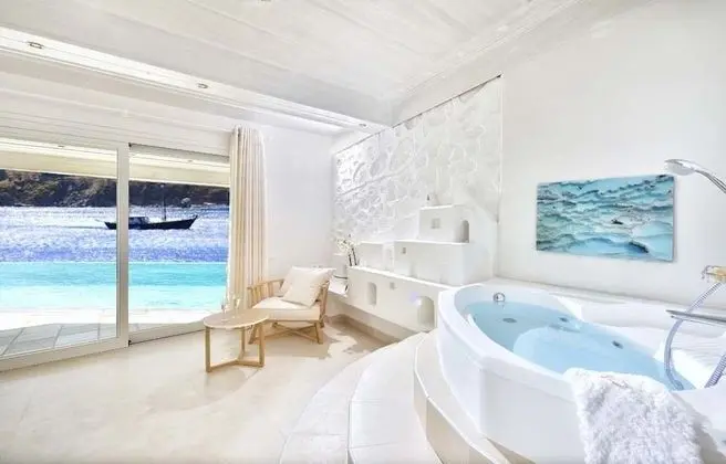 Myconian Grand Suite with Outdoor Sharing Pool, Sea View