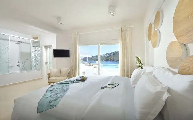Sunshine Junior Suite, Sea View