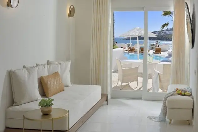 Sunshine Junior Suite, Sea View