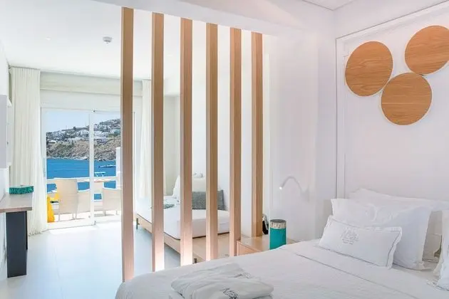 Sunshine Junior Suite, Sea View