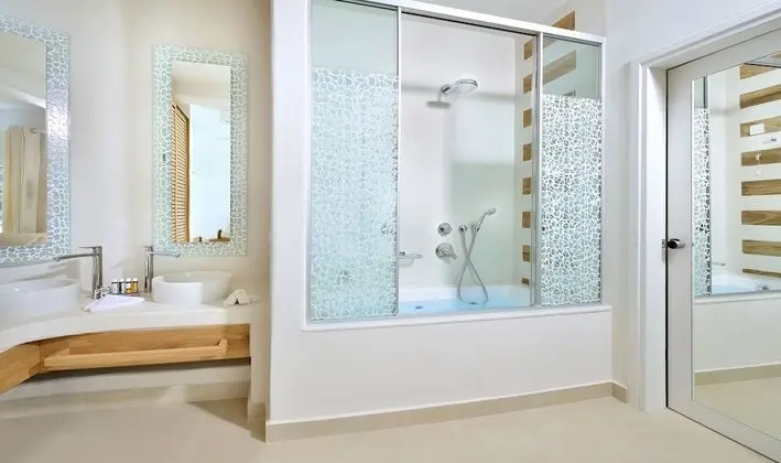 Sunshine Junior Suite, Sea View