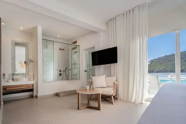 Sunshine Junior Suite, Sea View