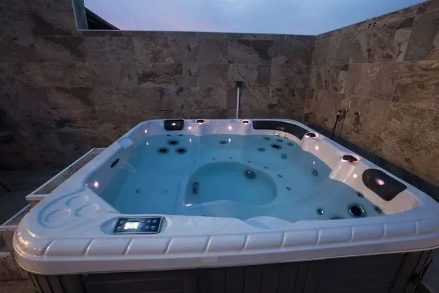 Luxury Apart Daire, 3 Yatak Odası, Sıcak Su Küveti (Terrace, 7)