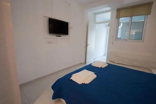 Romantic Stüdyo, 1 Büyük (Queen) Boy Yatak, Sıcak Su Küveti (1)