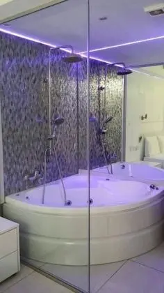 Romantic Stüdyo, 1 Büyük (Queen) Boy Yatak, Sıcak Su Küveti (1)