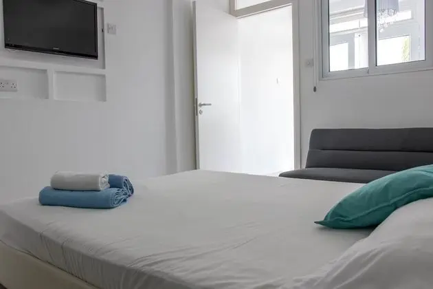 Romantic Stüdyo, 1 Büyük (Queen) Boy Yatak, Sıcak Su Küveti (1)