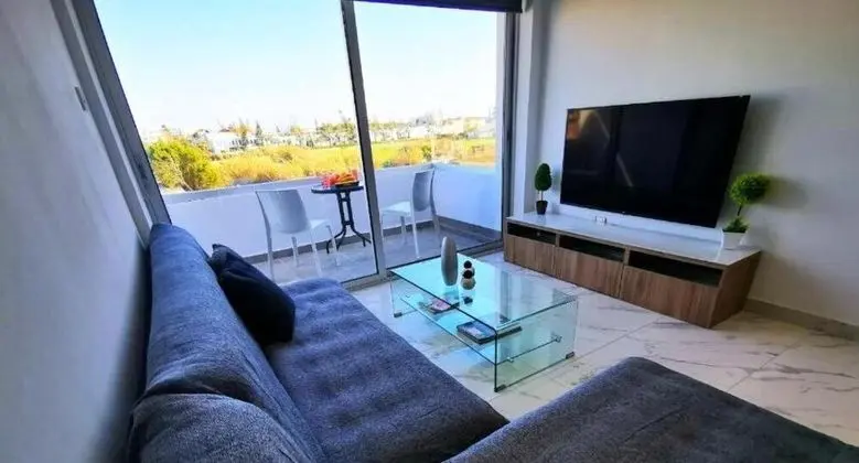Superior Apart Daire, Deniz Manzaralı (Apartment)