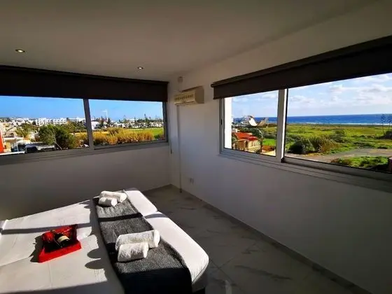 Superior Apart Daire, Deniz Manzaralı (Apartment)