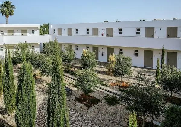 Standard Oda, Bahçe Manzaralı