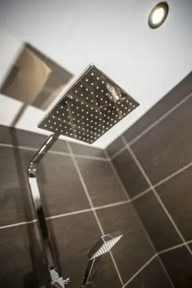 Deluxe Tek Büyük Yataklı Oda (Room 3)