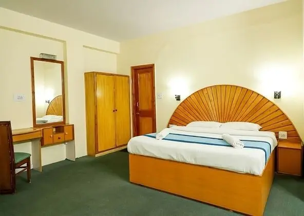 Luxury Tek Büyük Yataklı Oda