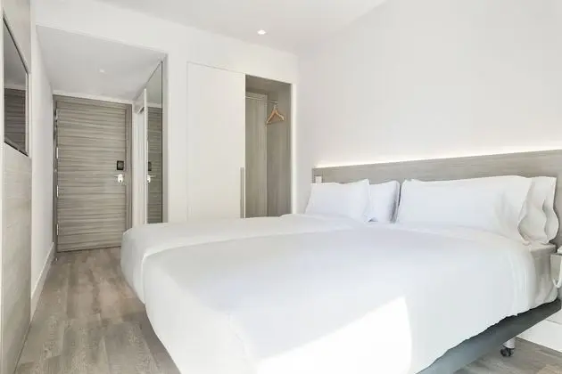 Miniroom