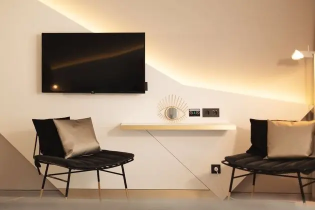 Deluxe Tek Büyük Yataklı Oda