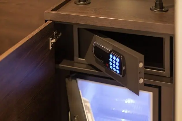 Deluxe Tek Büyük Yataklı Oda