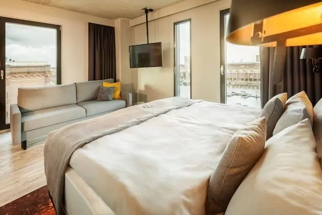 Superior Tek Büyük veya İki Ayrı Yataklı Oda