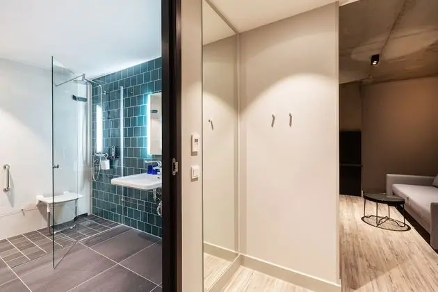 Superior Tek Büyük veya İki Ayrı Yataklı Oda